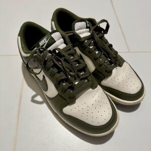 Unisex Nike Retro Dunk Low Shoes